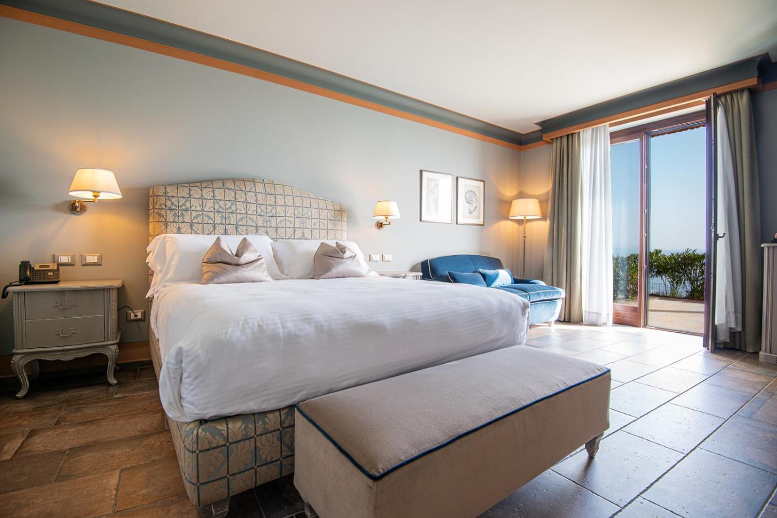 Castello Bonaria Wine & Spa Resort Кампілья-Мариттіма Екстер'єр фото